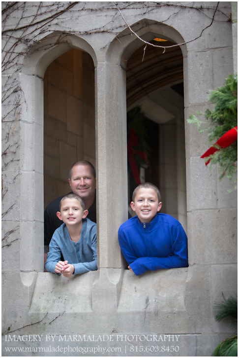This image of a dad and his two sons was taken on North Michigan Avenue in Chicago